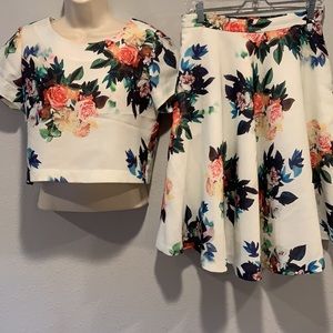 floral Chicwish crop top + full midi skirt set, M